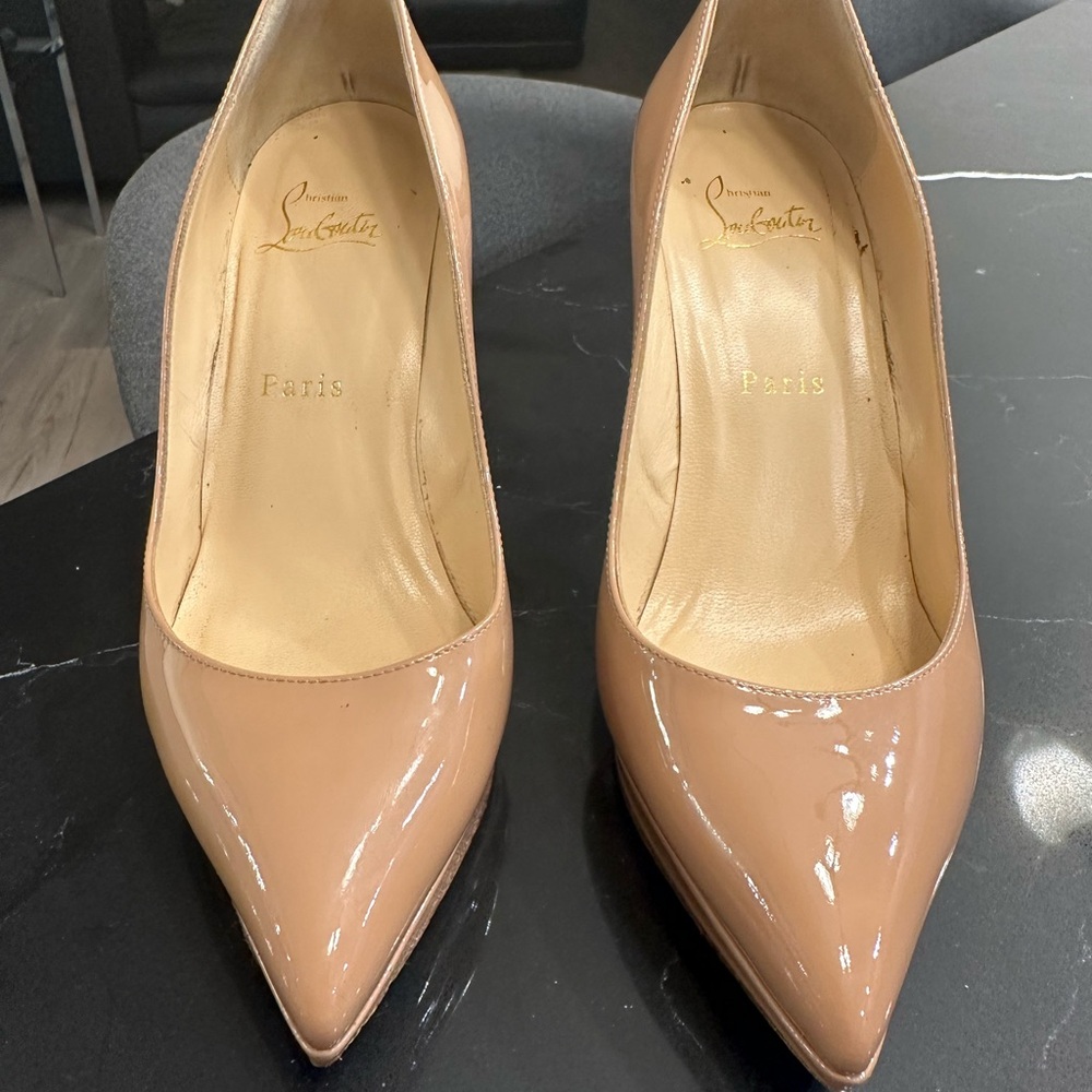 Christian Louboutin
Kate 70 Patent Pump